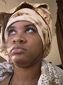 nickytheehawtie online show from March 8, 2:04 am