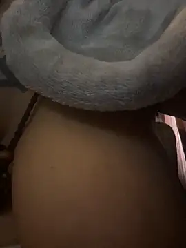 nickytheehawtie online show from April 13, 2:44 pm