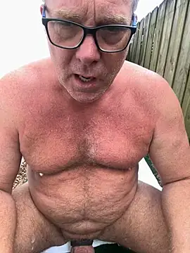Cockmilker09 online show from May 16, 7:34 pm