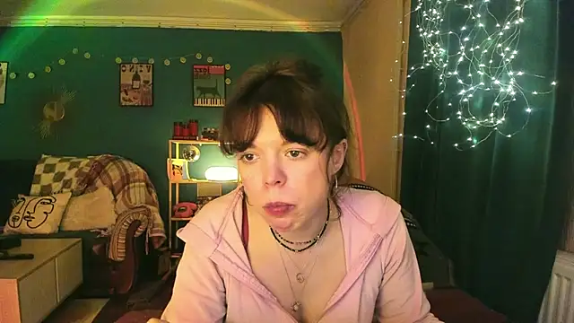 ClancyMorissey online show from March 31, 5:24 pm