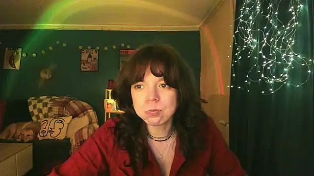 ClancyMorissey online show from April 19, 5:23 pm