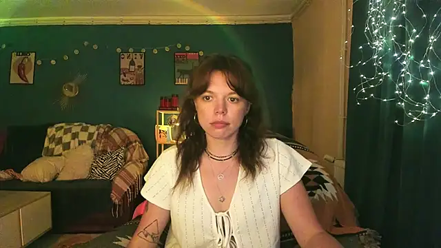 Snapshot of ClancyMorissey chatting on May 31, 6:09 pm ClancyMorissey online show from May 31, 6:09 pm