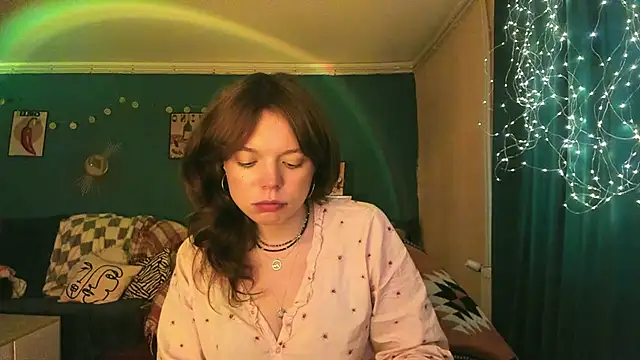 Snapshot of ClancyMorissey chatting on June 2, 5:37 pm ClancyMorissey online show from June 2, 5:37 pm