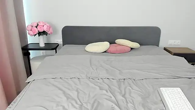 miss emily  online show from April 20, 10:51 am