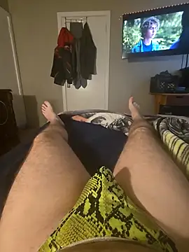 Snapshot of Bigcock666467 chatting on December 19, 5:42 pm Bigcock666467 online show from December 19, 5:42 pm