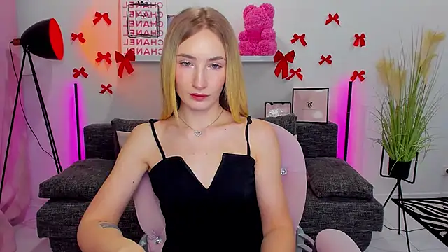 bella  rose online show from February 21, 6:07 am