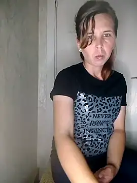 Snapshot of loveis007 chatting on September 8, 7:24 pm loveis007 online show from September 8, 7:24 pm