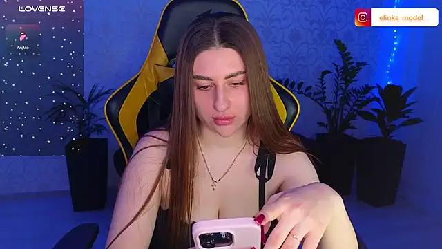 Elishka  online show from February 19, 4:33 pm