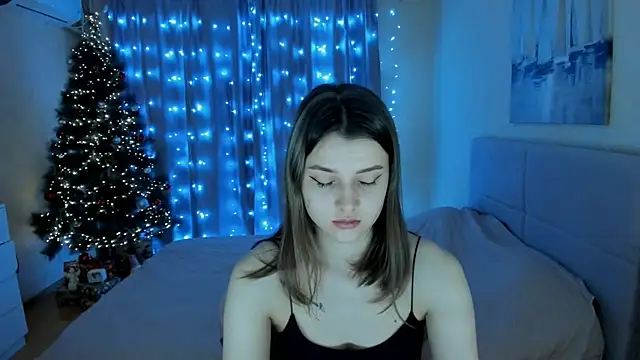 Snapshot of SoniNesti chatting on December 26, 1:21 pm SoniNesti online show from December 26, 1:21 pm