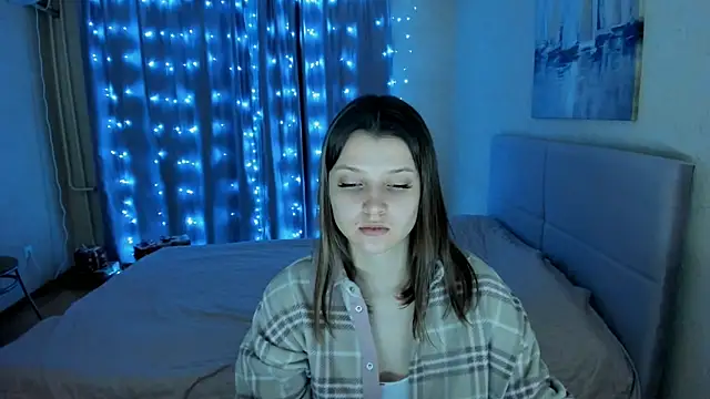 Snapshot of SoniNesti chatting on January 21, 2:37 pm SoniNesti online show from January 21, 2:37 pm