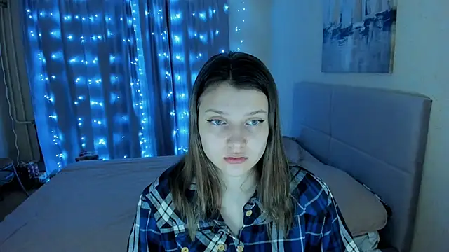 Snapshot of SoniNesti chatting on January 28, 1:05 pm SoniNesti online show from January 28, 1:05 pm