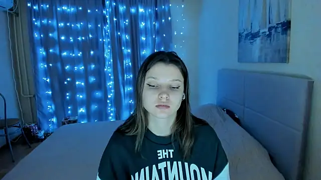 Snapshot of SoniNesti chatting on January 31, 1:12 pm SoniNesti online show from January 31, 1:12 pm