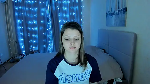 Snapshot of SoniNesti chatting on February 5, 1:11 pm SoniNesti online show from February 5, 1:11 pm