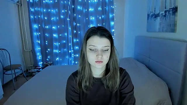 Snapshot of SoniNesti chatting on February 8, 10:29 am SoniNesti online show from February 8, 10:29 am