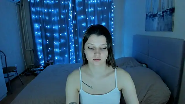 Snapshot of SoniNesti chatting on February 14, 3:36 pm SoniNesti online show from February 14, 3:36 pm