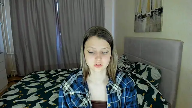 Snapshot of SoniNesti chatting on September 11, 2:28 pm SoniNesti online show from September 11, 2:28 pm