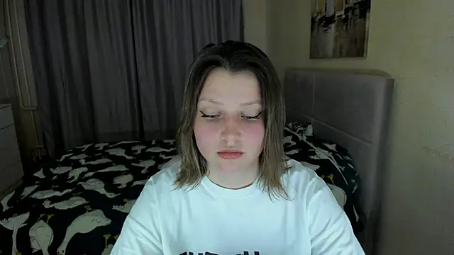 Snapshot of SoniNesti chatting on September 24, 3:15 pm SoniNesti online show from September 24, 3:15 pm