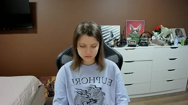 SoniNesti online show from April 21, 2:12 pm