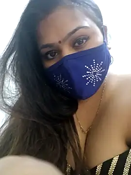 Snapshot of cutee__crazy chatting on February 13, 5:01 pm cutee  crazy online show from February 13, 5:01 pm