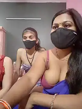 cutee  crazy online show from April 15, 2:13 pm