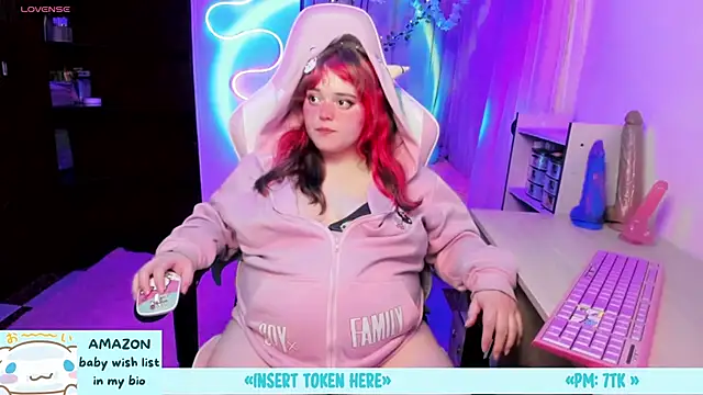 Snapshot of anjana_yuii chatting on December 16, 8:20 am anjana yuii online show from December 16, 8:20 am