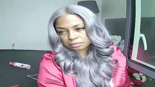 Snapshot of MSweetLindaParks chatting on June 22, 3:31 pm MSweetLindaParks online show from June 22, 3:31 pm