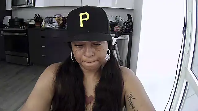 Snapshot of MSweetLindaParks chatting on July 13, 2:53 pm MSweetLindaParks online show from July 13, 2:53 pm