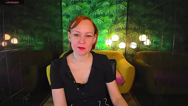 Snapshot of NikaGentle chatting on January 8, 11:32 am NikaGentle online show from January 8, 11:32 am