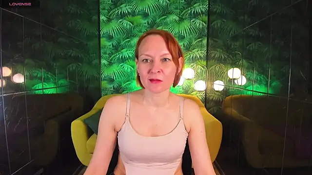 Snapshot of NikaGentle chatting on January 11, 12:29 pm NikaGentle online show from January 11, 12:29 pm