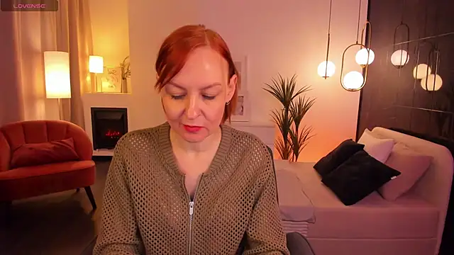 Snapshot of NikaGentle chatting on February 21, 11:33 am NikaGentle online show from February 21, 11:33 am