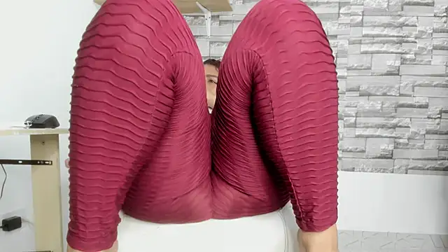 hot-timefun online show from February 1, 10:13 pm