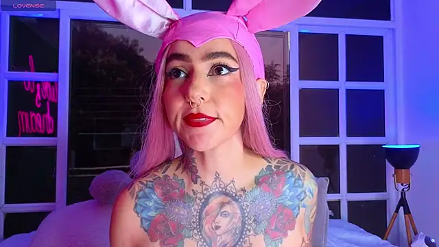 Evangelyne 1 online show from February 22, 3:36 pm