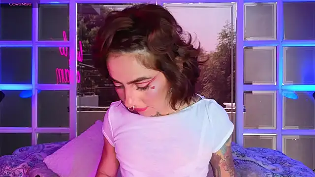 Evangelyne 1 online show from February 28, 3:37 pm