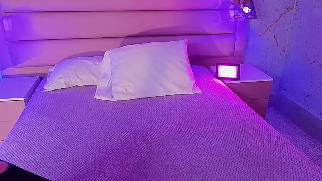 Evangelyne 1 online show from April 20, 3:37 pm