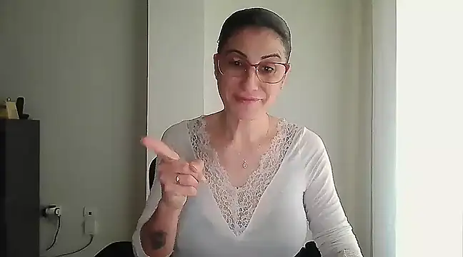 Sanada hot online show from January 26, 8:57 am