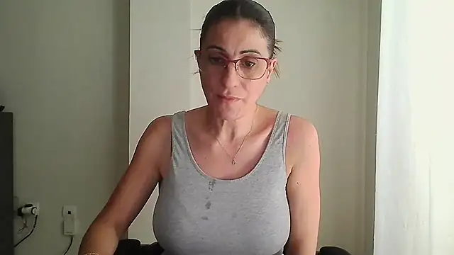 Sanada hot online show from November 3, 10:16 am