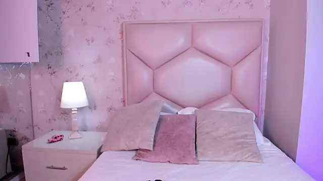 ambar sullivan online show from November 29, 11:35 am