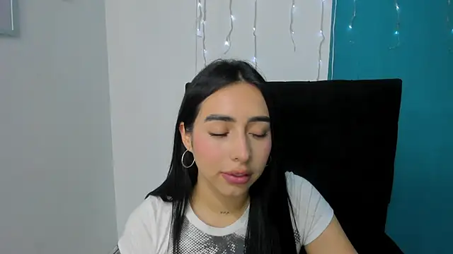 isabella jade online show from March 8, 10:02 pm