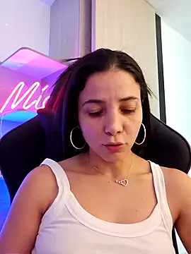 miaeyes online show from January 18, 4:53 pm