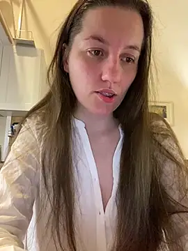 Snapshot of Nicole-Ray chatting on October 5, 8:29 pm Nicole-Ray online show from October 5, 8:29 pm