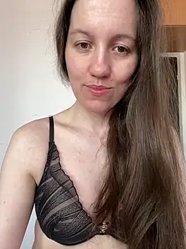 Nicole-Ray online show from April 21, 7:58 am