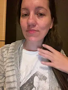 Nicole-Ray online show from April 30, 4:19 am