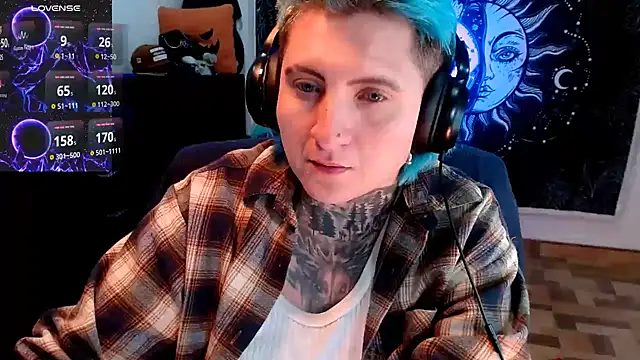 Snapshot of Marieblueeyes chatting on February 18, 9:43 am Marieblueeyes online show from February 18, 9:43 am