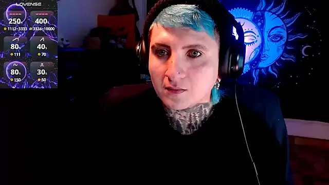 Snapshot of Marieblueeyes chatting on February 20, 2:51 am Marieblueeyes online show from February 20, 2:51 am