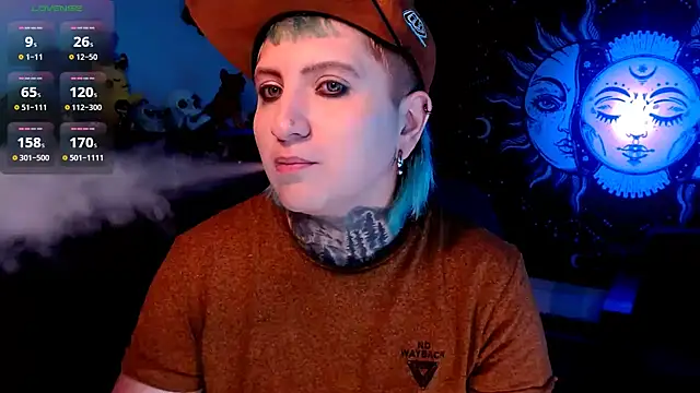 Snapshot of Marieblueeyes chatting on March 19, 6:35 am Marieblueeyes online show from March 19, 6:35 am