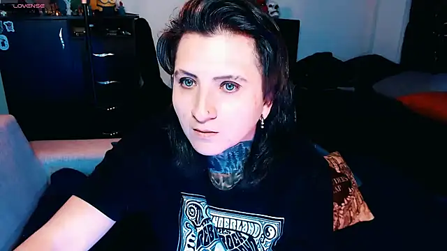 Snapshot of Marieblueeyes chatting on September 30, 1:10 am Marieblueeyes online show from September 30, 1:10 am