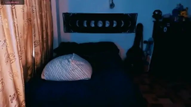 Snapshot of Marieblueeyes chatting on October 26, 9:21 pm Marieblueeyes online show from October 26, 9:21 pm