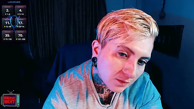 Marieblueeyes online show from December 19, 12:17 am