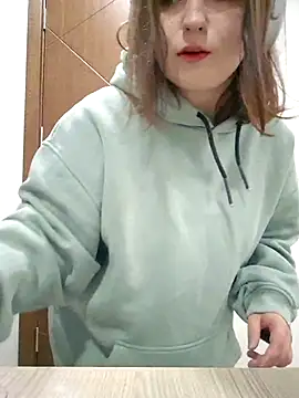 Snapshot of Yammy_Yumi chatting on October 12, 10:31 pm Yammy Yumi online show from October 12, 10:31 pm