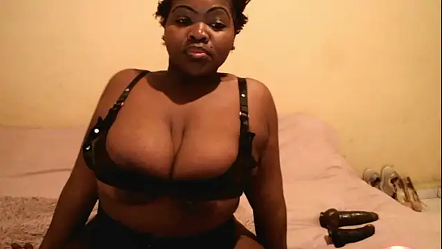 Queen BootyXXX online show from September 19, 2:46 am